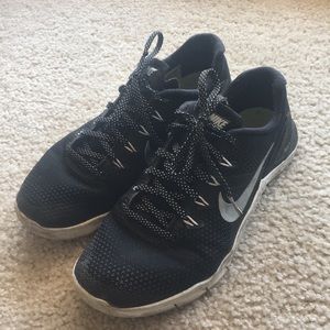 Women’s Nike metcon4